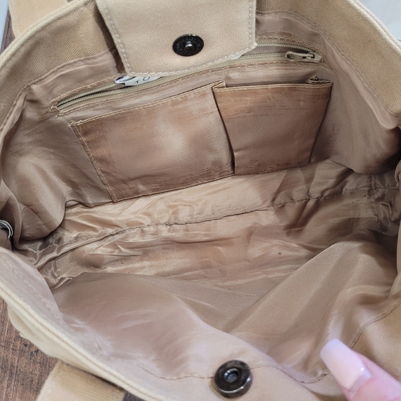 EUC Tommy Hilfiger Tan Canvas Shoulder Bag Women's Purse - Picture 4 of 12